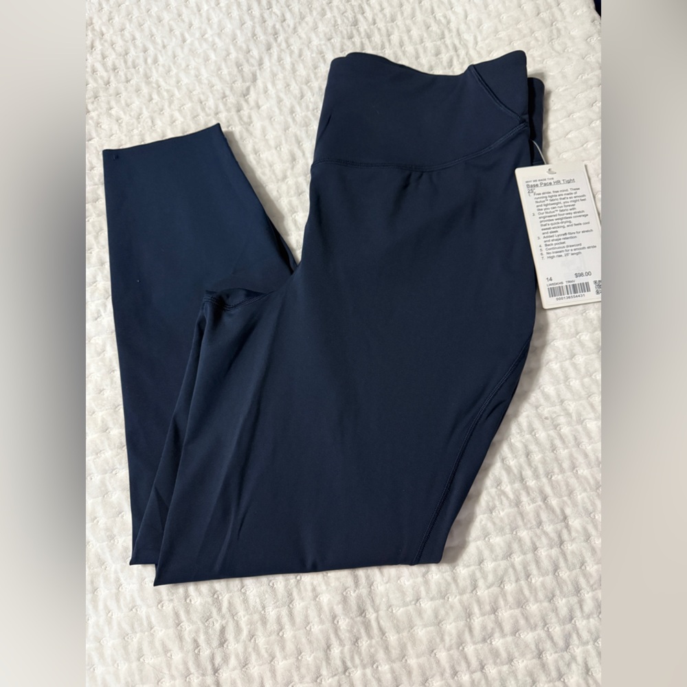 Lululemon Athletica Base Pace HR Tights in true navy 25” Blue NWT